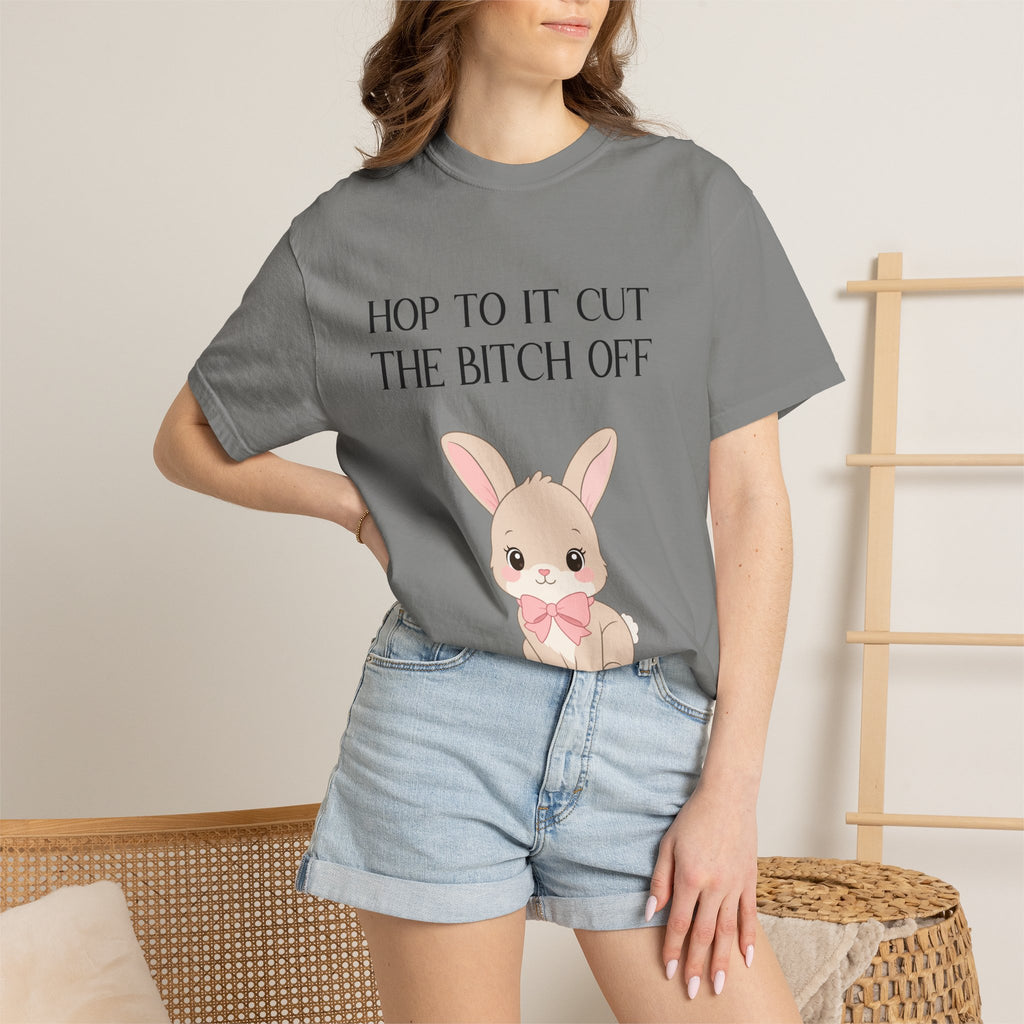 T-shirt « Bunny 'Hop To It Cut The Bitch Off' »
