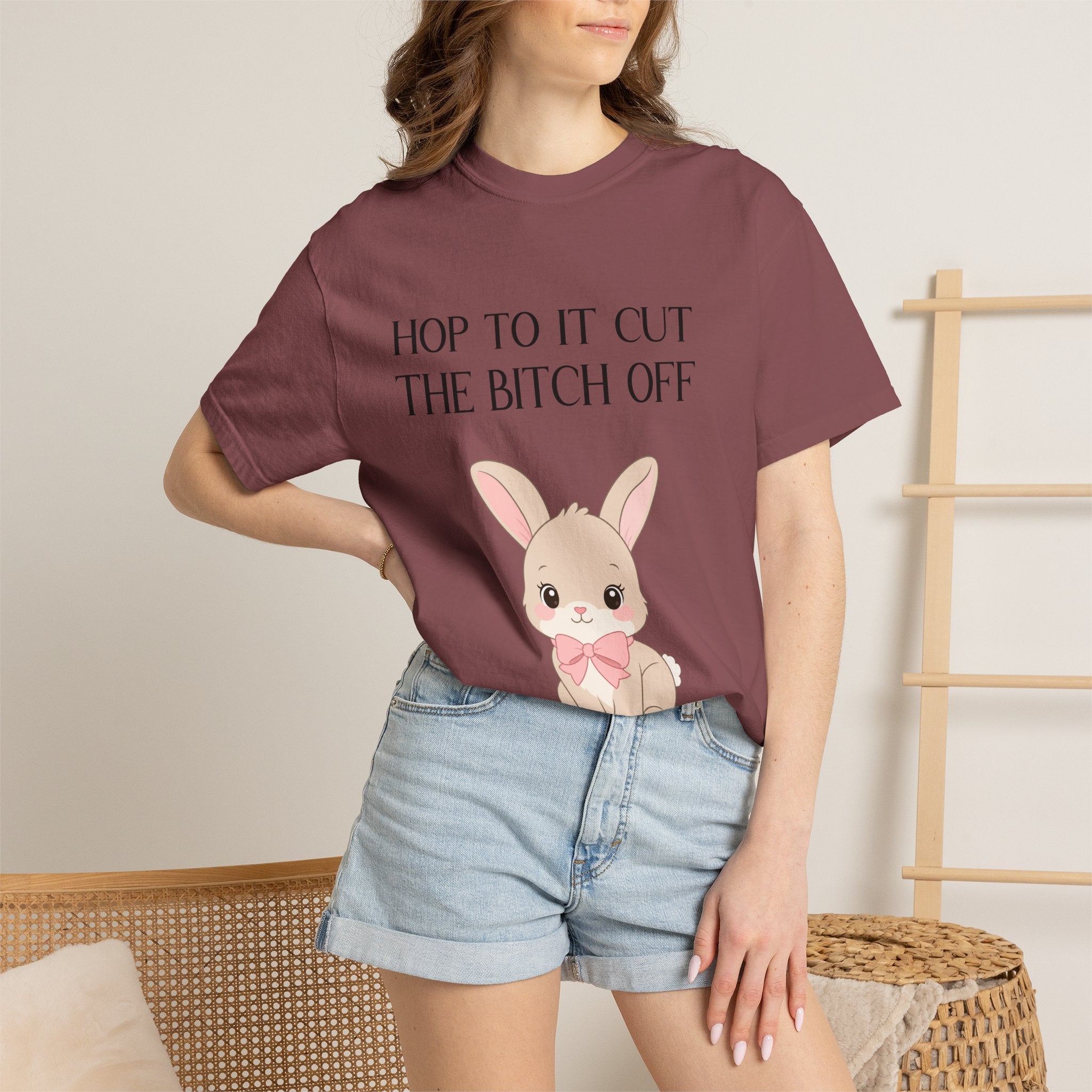 T-shirt « Bunny 'Hop To It Cut The Bitch Off' »